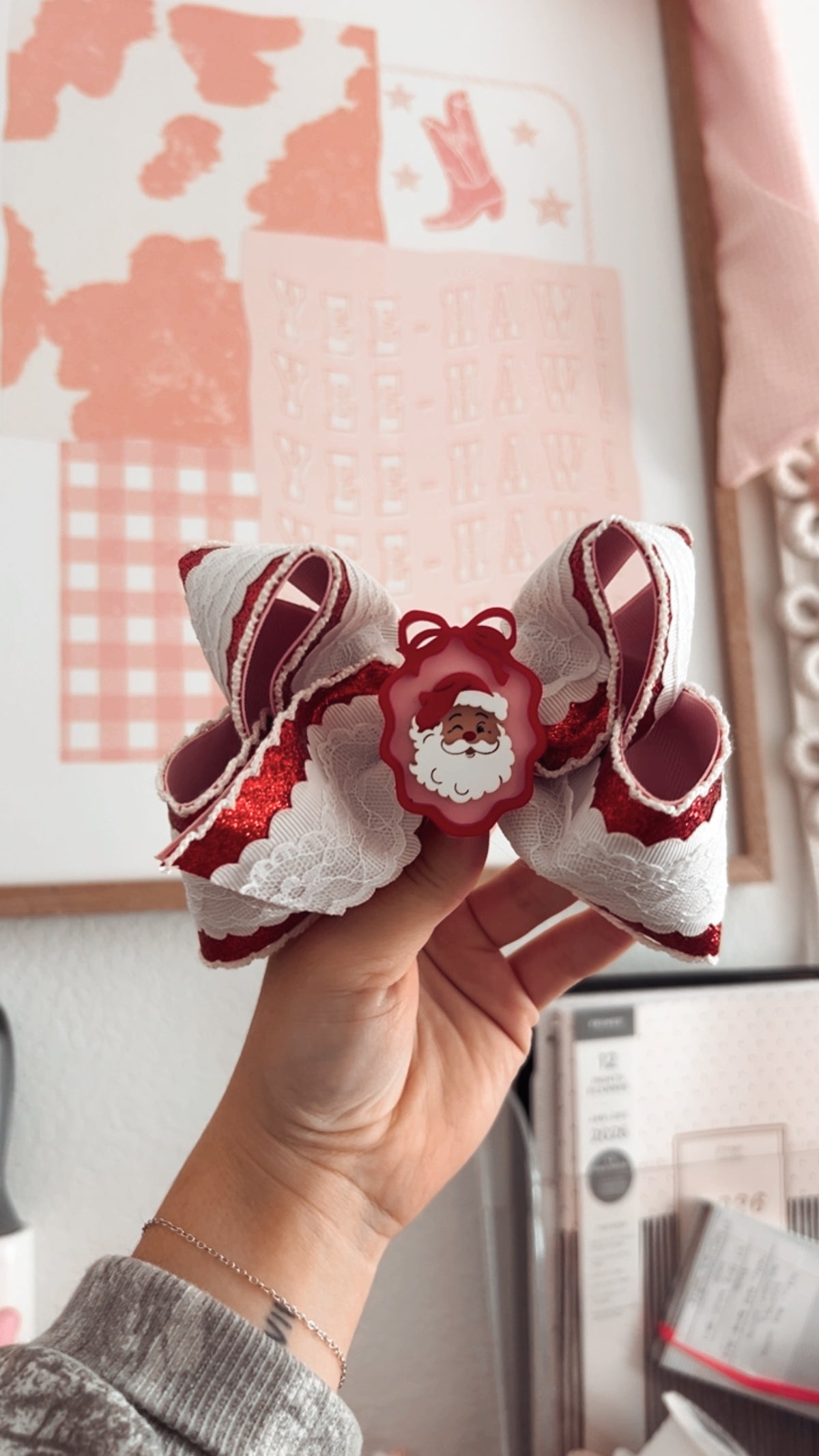 Santa’s Fav M2M Bow - w/ bow center
